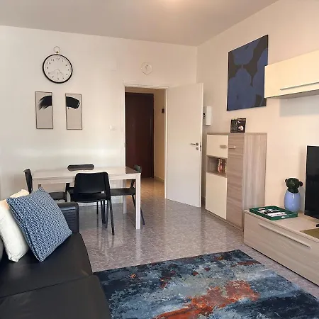 Apartment Lungomare Beachfront & Center Pescara